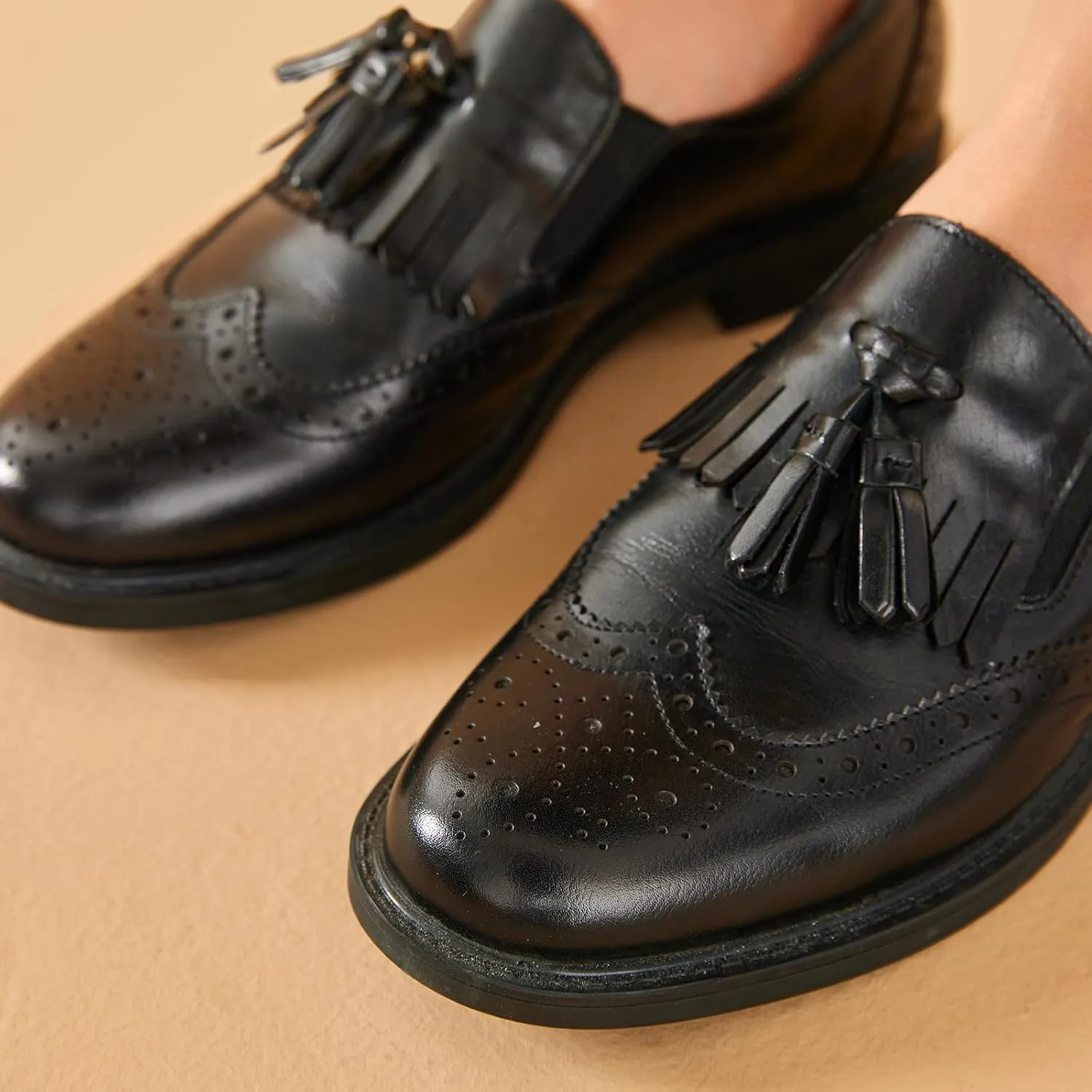 BEAU TODAY Tassel Loafers for Women,Leather Brogue Dress Shoes,Wingtips Oxford for Women,Breathable Comfortable Slip-on Lace-up Handmade Flat Shoes for Business Work