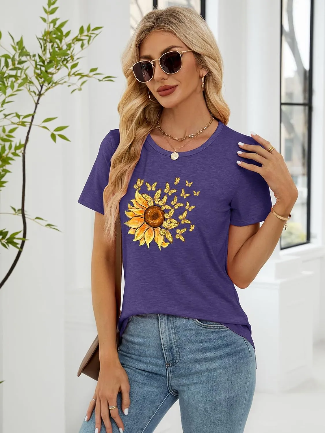 Chulianyouhuo Women's Graphic T Shirt Summer Floral Print Casual Crew Neck Blouse Loose Fit Basic Tee Tops