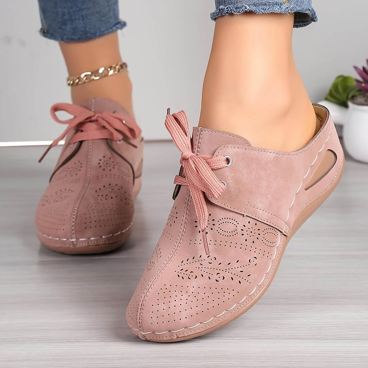Clogs for Women Mules Shoes Lace Closed Toe Slip On Slides Slippers Summer Comfortable Low Heel Wedge Sandals Walking Shoes