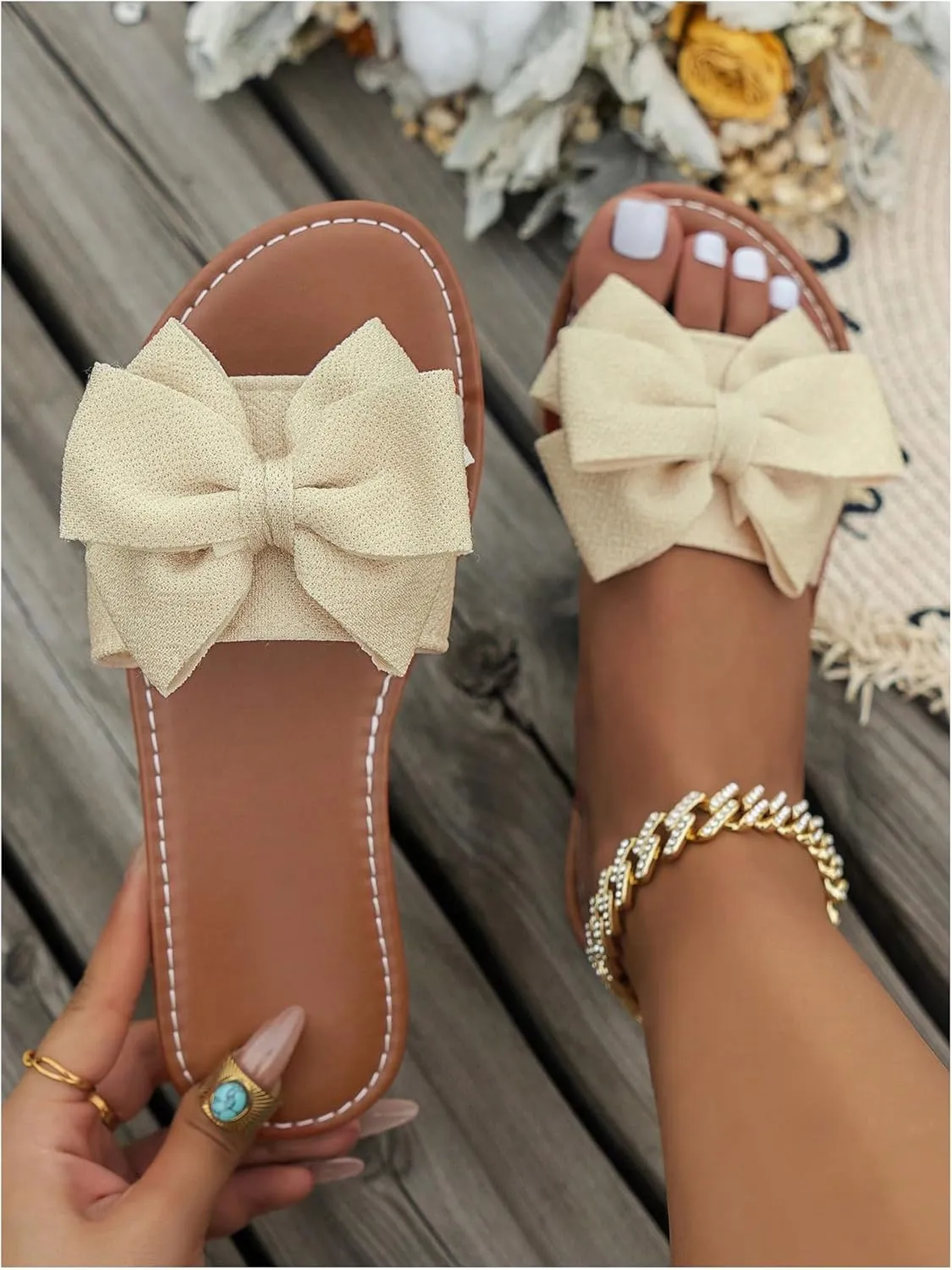 GORGLITTER Women's Bow Sandals Dressy Summer Open Toe Slip On Slides Vacation Beach Flat Sandals