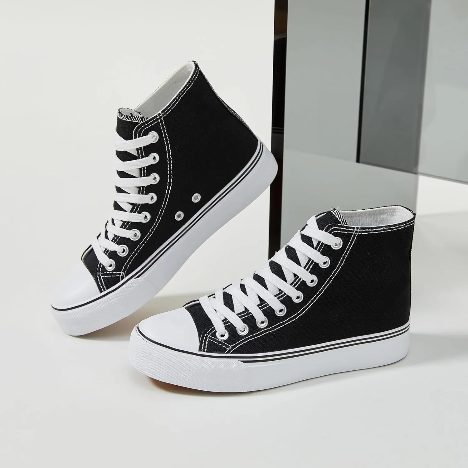 Iarus High Top Sneakers for Women White Canvas Comfortable Shoes for Women Walking Casual Sneakers Tennis Shoes