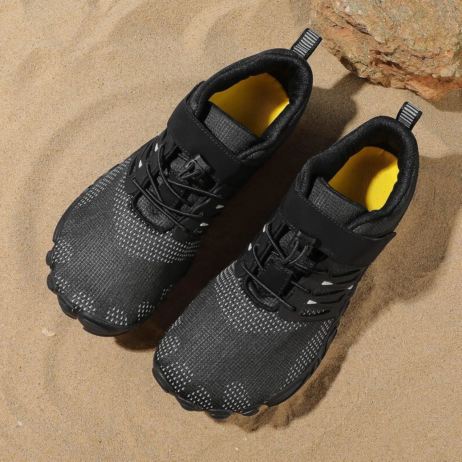 Mens Womens Water Shoes Wading Diving Beach Walking Hiking Quick Drying Sports Aqua Shoes with Adjustable Strap Indoor Fitness Comfy Cushioned Thick Sole Shoe Sumemr Barefoot Wear 2025 Couple Sneaker