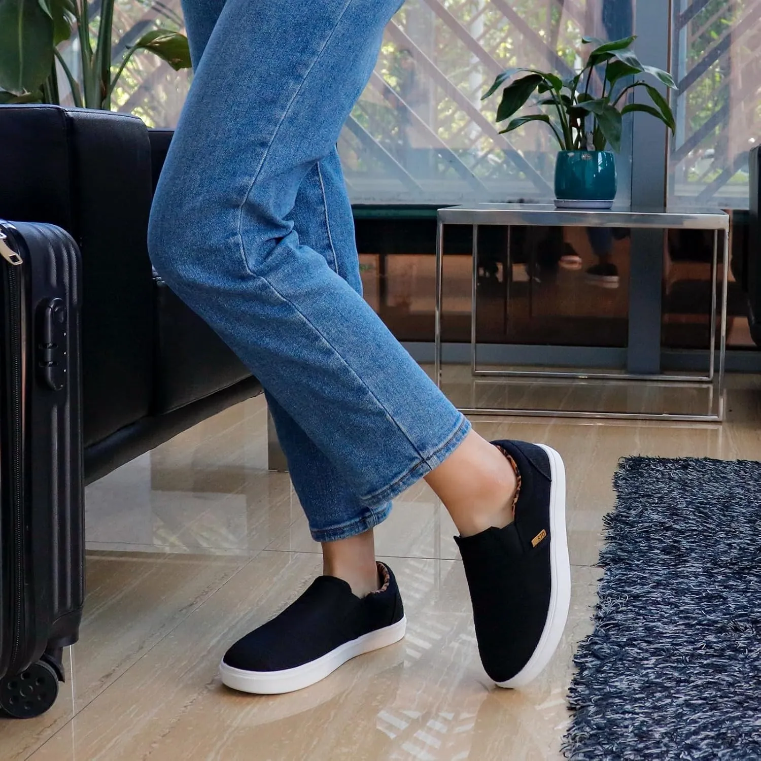 STQ Wide Toe Box Slip On Shoes for Women | Business Casual Shoes for Women Trendy Fashion Sneakers Lightweight Loafers Shoes