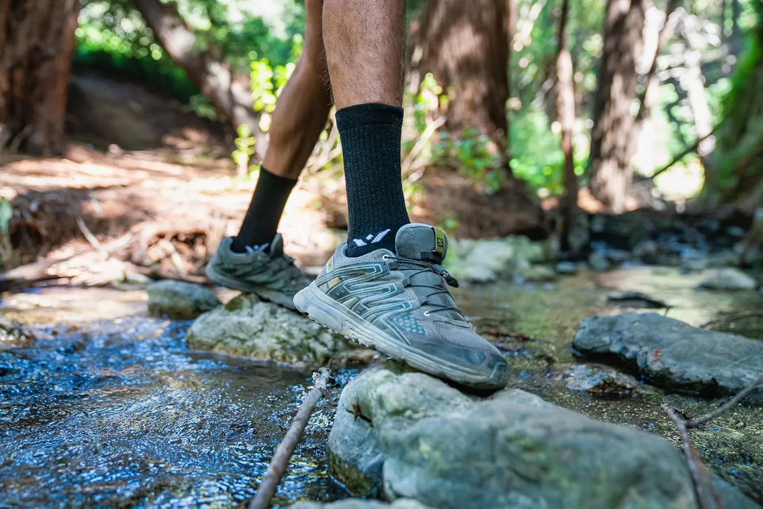 Swiftwick- PURSUIT HIKE SIX Medium-Weight Hiking Socks, Merino Wool, Mens and Womens