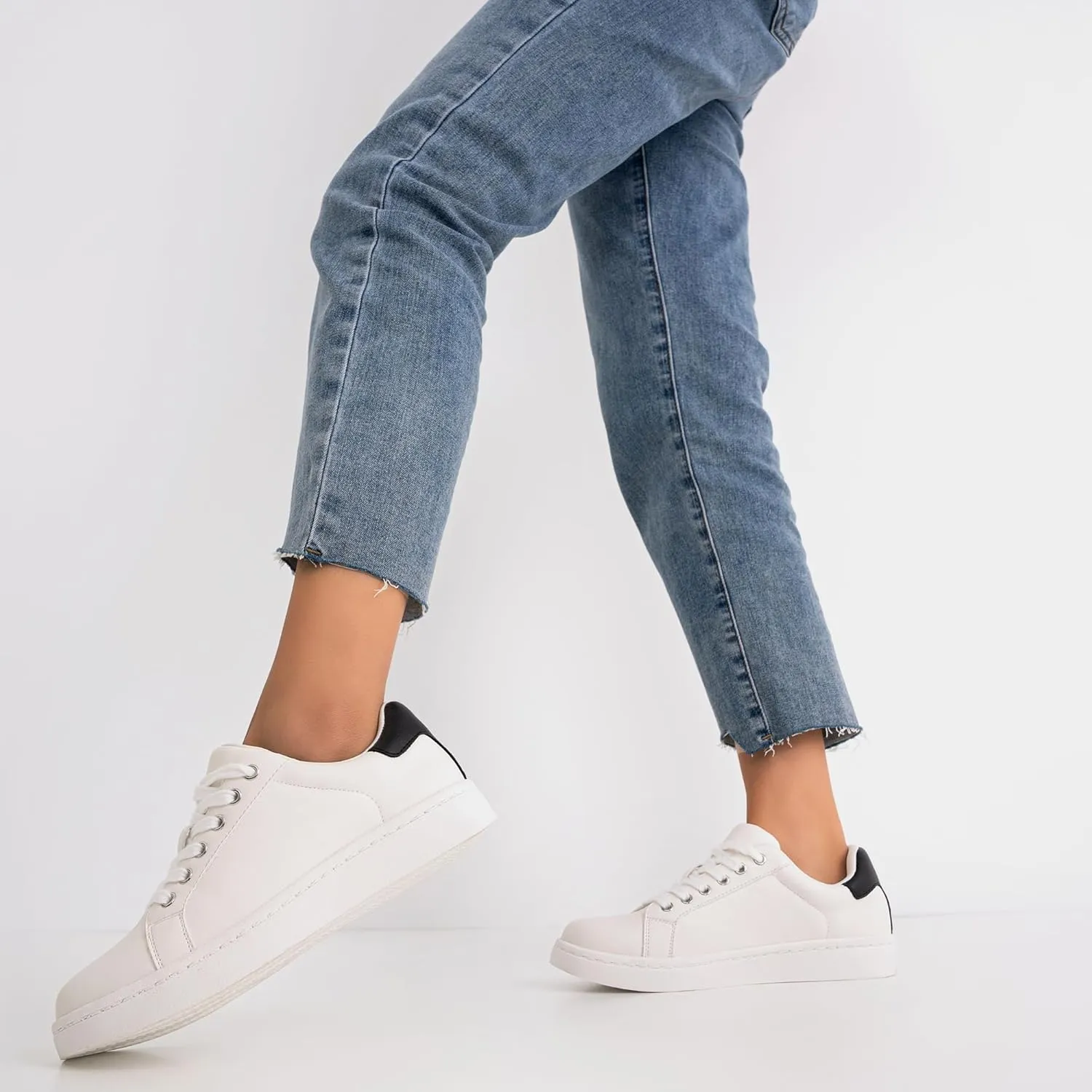 Vepose Women's Walking Casual Sneakers, Dressy Arch Support Comfortable Low Top Tennis Lace up 8003 Shoes