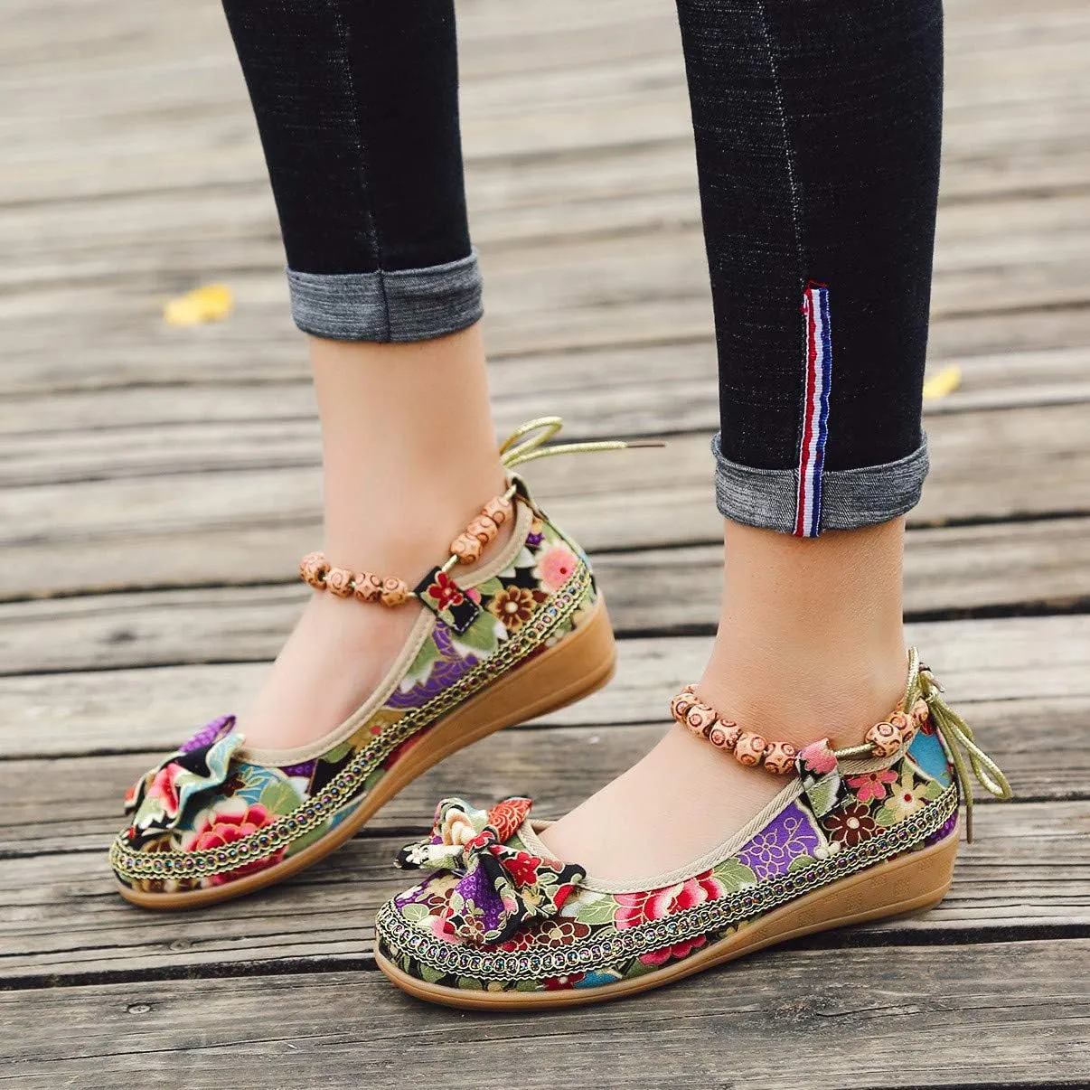 Women Ethnic Flat Shoes Retro Beading Round Toe Colorful Loafers Women's Casual Embroidered Flower Canvas Mary Jane Shoes