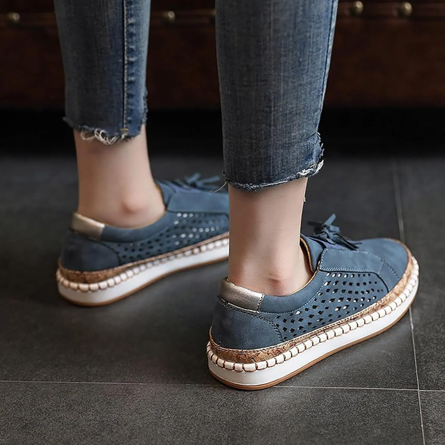 Womens Orthopedic Diabetic Walking Sneakers Slip On Shoes with Arch Support Comfortable Casual Loafers Plantar Fasciitis Relief Foot Pain