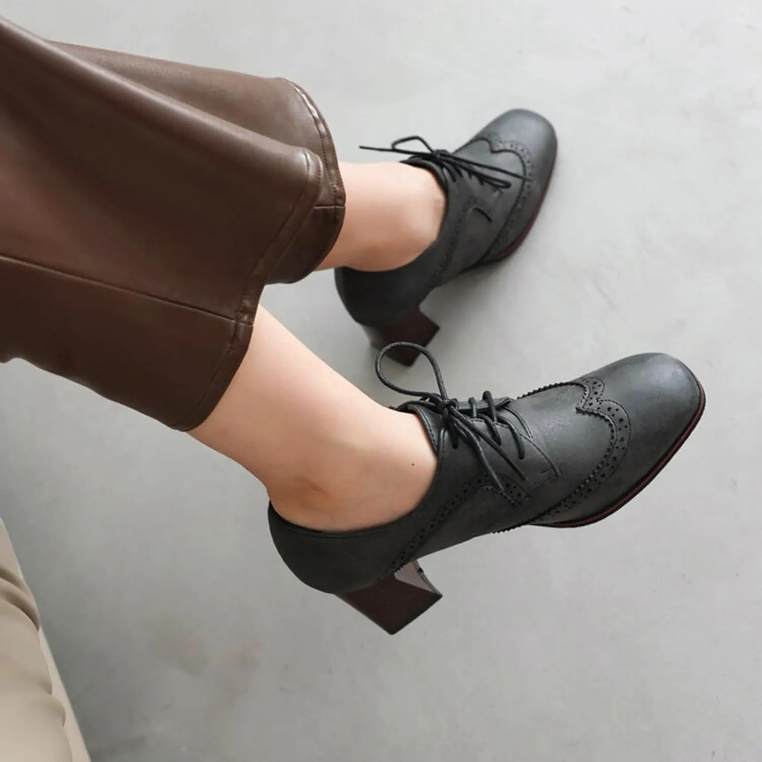 Women's Retro Chunky Heel Square Toe Wedge Sandals Comfortable Slip On Shoes for Casual Vacation Outfits